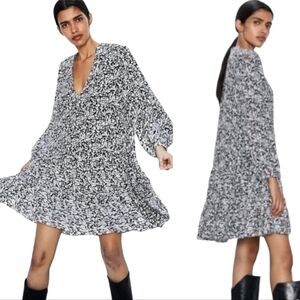 Zara Claris Black & White Spotted Swing Dress Size Small